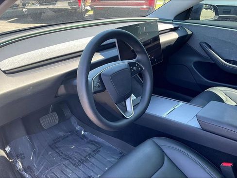 Used 2025 Tesla Model 3 Long Range RWD image 18