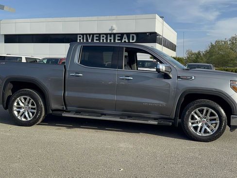 Used 2022 GMC Sierra 1500 SLT w/ SLT Premium Plus Package AWD/4WD image 3