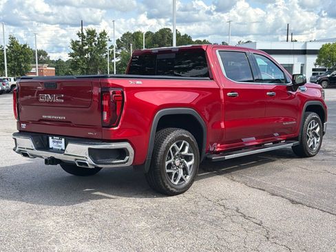 Used 2021 Chevrolet Silverado 1500 LT Trail Boss AWD/4WD image 12