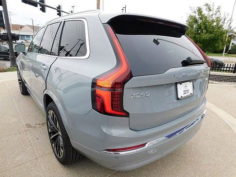 New 2026 Volvo XC90 B6 Ultra image 10