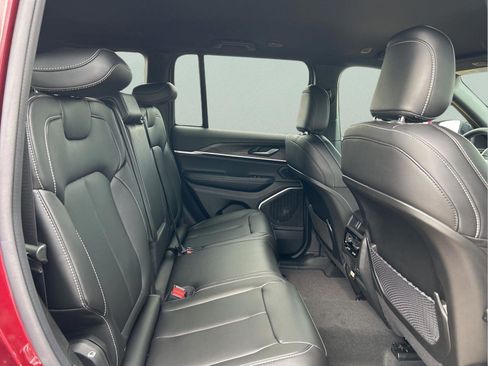 New 2026 Jeep Grand Cherokee Limited image 28