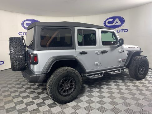 Used 2022 Jeep Wrangler Unlimited Rubicon w/ Xtreme Recon 35" Tire Package image 3