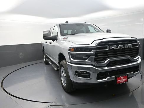 Used 2026 RAM 2500 Tradesman AWD/4WD image 37