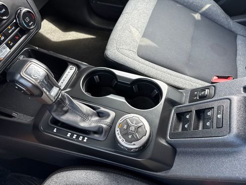 Used 2025 Ford Bronco Big Bend image 24