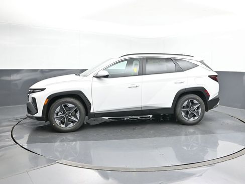 New 2026 Hyundai Tucson SEL image 2