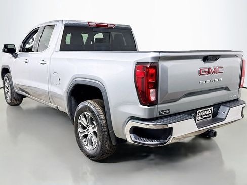 New 2026 GMC Sierra 1500 SLE w/ Preferred Package image 3