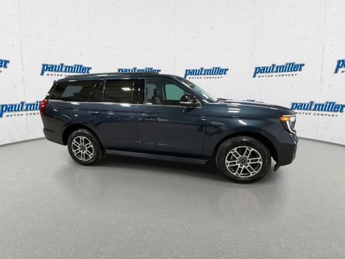 New 2026 Ford Expedition Active AWD/4WD image 13