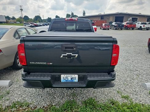 Used 2017 Chevrolet Colorado Z71 AWD/4WD image 11