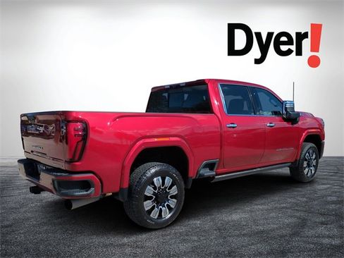 Certified 2024 GMC Sierra 2500 Denali w/ Denali Reserve Package image 3