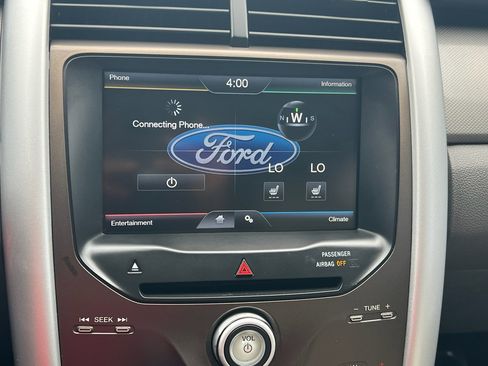 Used 2013 Ford Edge SEL FWD image 19