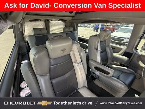 Used 2020 GMC Savana 2500 Extended w/ Enhanced Convenience Package RWD image 30