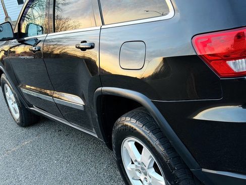 Used 2012 Jeep Grand Cherokee Laredo image 31