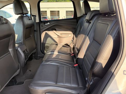 Used 2017 Ford Escape Titanium w/ Equipment Group 301A AWD/4WD image 21