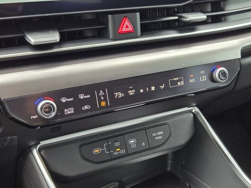 New 2026 Kia Carnival SX image 14