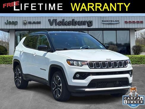 Used 2023 Jeep Compass Limited AWD/4WD image 1