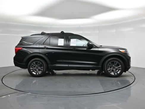 Certified 2023 Ford Explorer XLT w/ Equipment Group 202A image 30