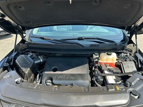 Used 2019 Buick Enclave Essence w/ Trailering Package, 5000 lbs. AWD/4WD image 26