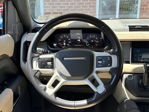 Used 2020 Land Rover Defender 110 S AWD/4WD image 64