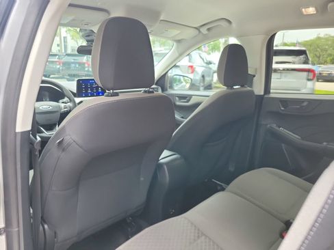 Used 2022 Ford Escape SE FWD image 8