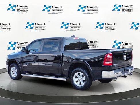 Used 2022 RAM 1500 Laramie AWD/4WD image 3