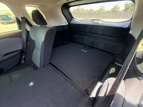 Used 2023 Nissan Rogue SV FWD image 17