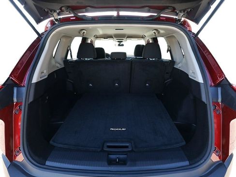 Used 2023 Nissan Rogue S AWD/4WD image 7