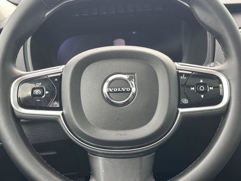 Used 2024 Volvo XC90 B5 Plus image 15