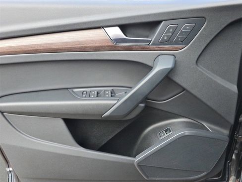 Certified 2023 Audi Q5 2.0T Premium w/ Convenience Package image 18