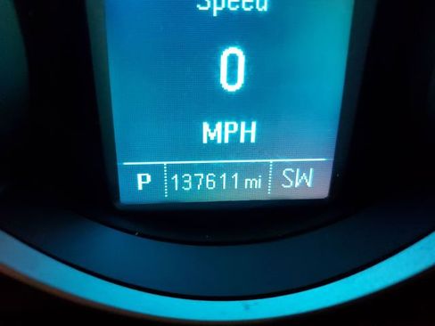 Used 2015 Chevrolet Cruze LS image 17