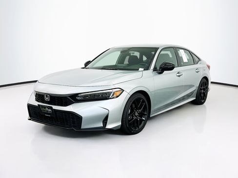 Used 2025 Honda Civic Sport image 3