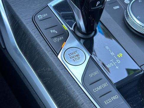 Used 2021 BMW 430i Coupe w/ Convenience Package image 22