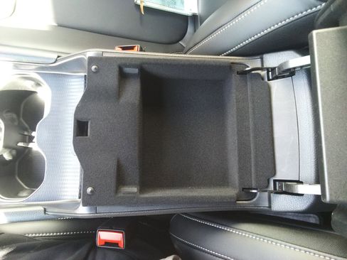 New 2026 Jeep Grand Cherokee Limited AWD/4WD image 18