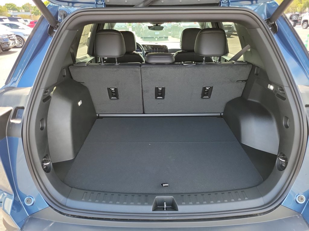 New 2027 Chevrolet Equinox LT w/ Convenience Package II FWD image 26