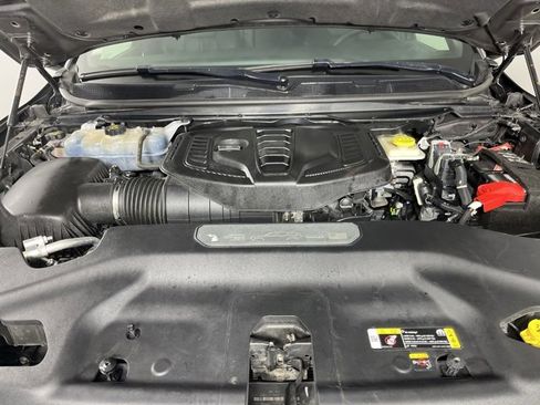 Used 2024 Jeep Wagoneer Series II w/ Flexible Seating Group image 8