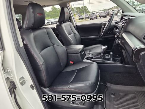 Used 2022 Toyota 4Runner TRD Off-Road Premium w/ Moonroof Package AWD/4WD image 17