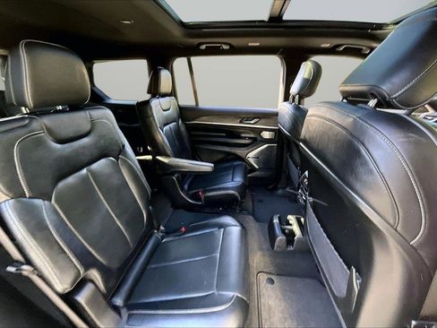Certified 2023 Jeep Grand Cherokee L Overland AWD/4WD image 25