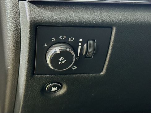 Used 2015 Jeep Grand Cherokee Limited image 14