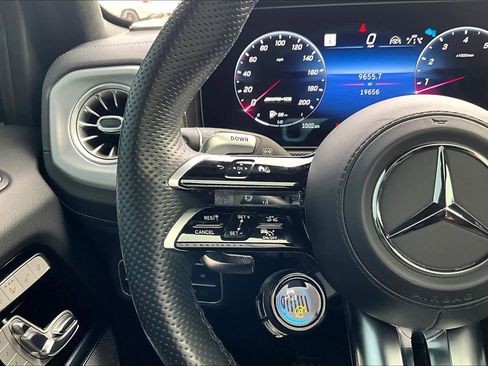 Used 2025 Mercedes-Benz G 63 AMG 4MATIC image 24