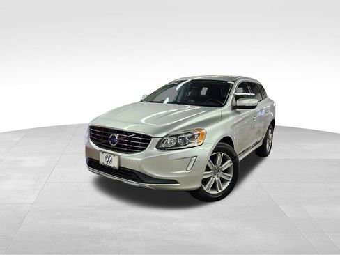 Used 2017 Volvo XC60 T5 Inscription w/ Preferred Option Package image 3