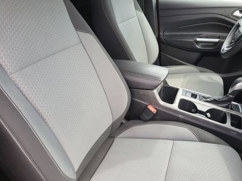 Used 2019 Ford Escape SE AWD/4WD image 14