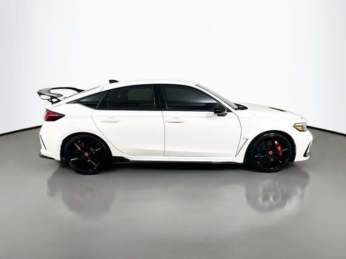 Used 2023 Honda Civic Type R image 4