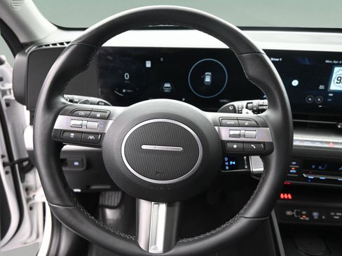 Used 2024 Hyundai Kona SEL w/ Convenience Package image 19