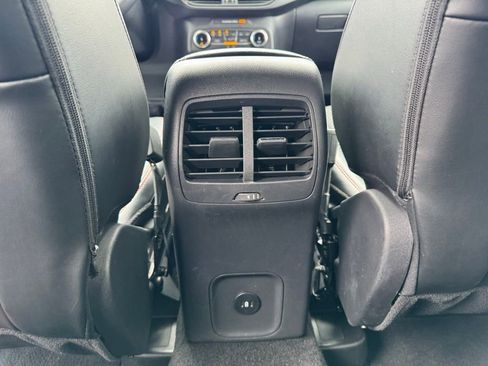Used 2025 Ford Escape ST-Line AWD/4WD image 24