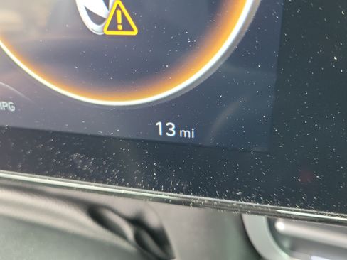 New 2026 Hyundai Elantra Limited image 24