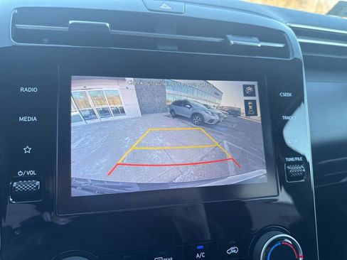 Used 2022 Hyundai Tucson SEL image 16