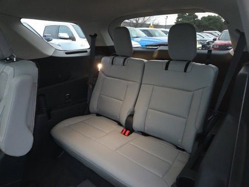 New 2026 Ford Explorer Active image 23