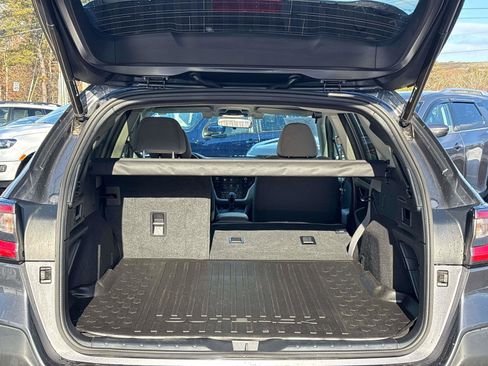 Used 2022 Subaru Outback Premium image 16