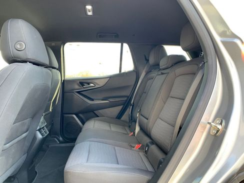 Used 2025 Chevrolet Equinox LT image 24