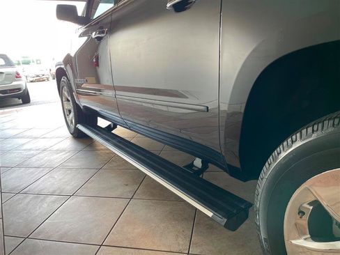 Used 2015 Chevrolet Suburban LTZ AWD/4WD image 37