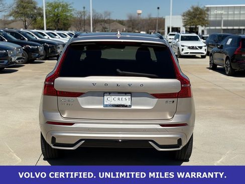 Certified 2025 Volvo XC60 B5 Plus image 7